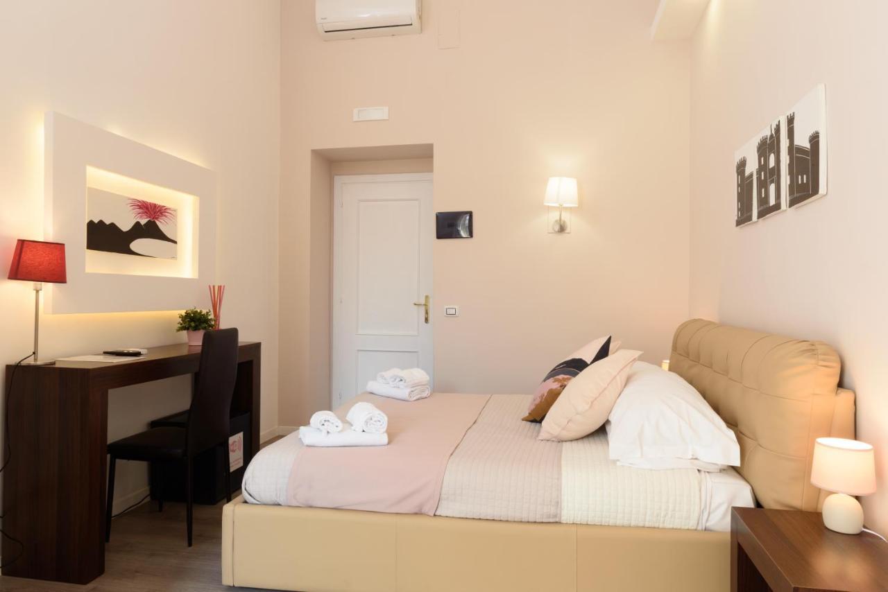 Domus Angioina Bed and Breakfast Napoli Eksteriør billede