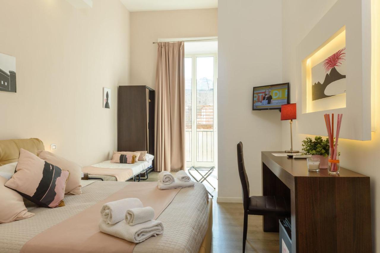 Domus Angioina Bed and Breakfast Napoli Eksteriør billede