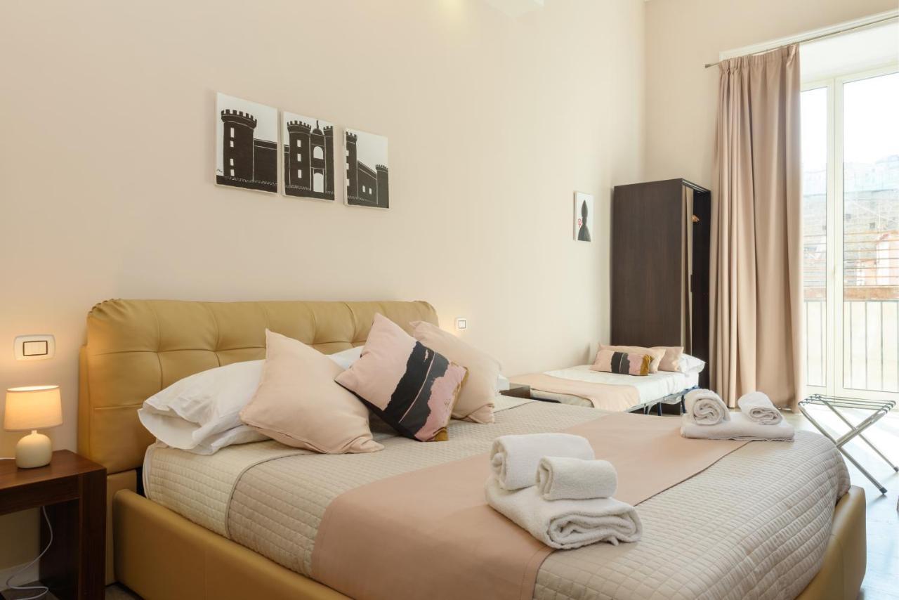 Domus Angioina Bed and Breakfast Napoli Eksteriør billede