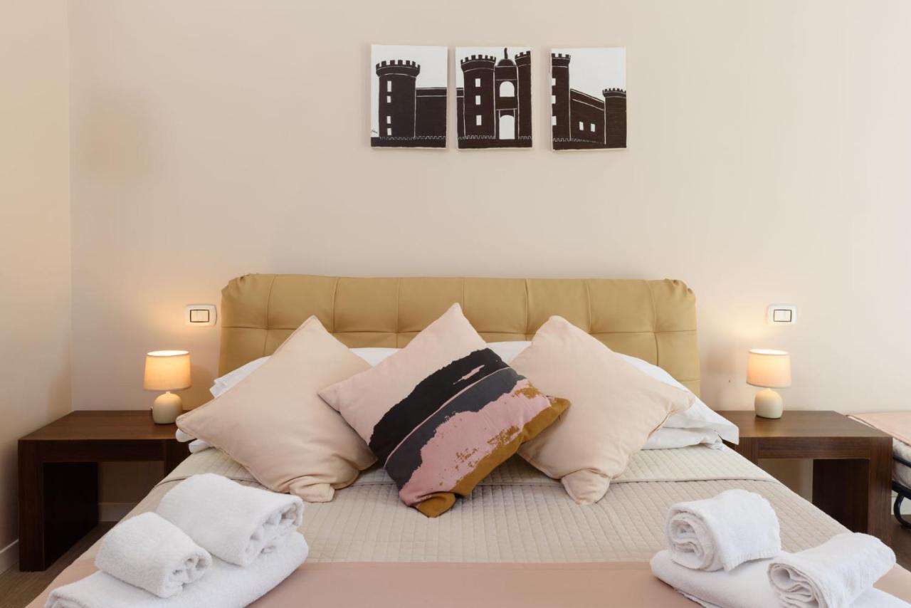 Domus Angioina Bed and Breakfast Napoli Eksteriør billede